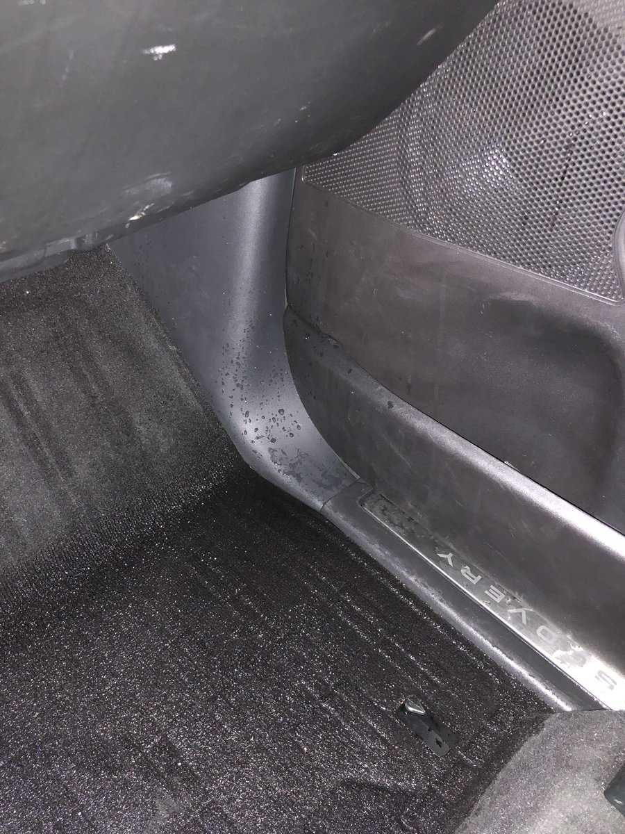 klindenburg's tweet photo. Is this what a 2017 @Land_RoverDisco should look like inside when it rains outside? Windows/doors closed. Vehicle secured. Where’s the quality control @LandRoverUSA @LandRover #landroverlemon https://t.co/TpQivL6Neh