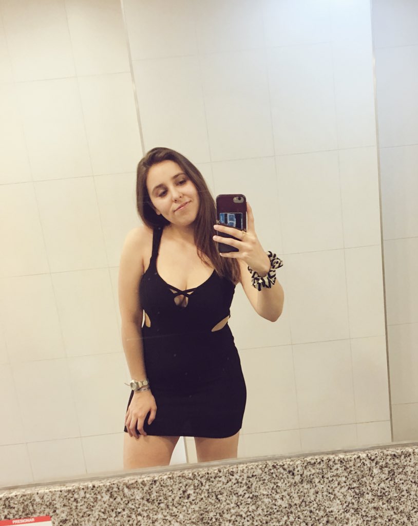 Agus_V4zquez's tweet image. #PremiosTrendTopic