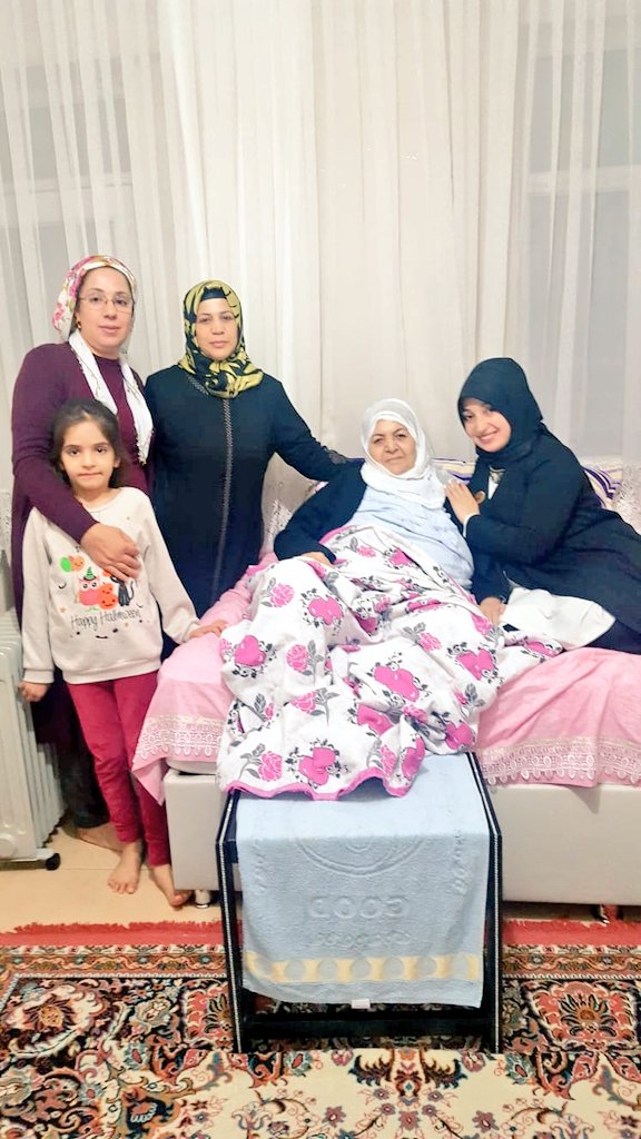 TOPLANTI ÔNCESİ HASTA ZİYARETİ..O GÜZEL YÛZÛN YÛREĞİN HEP MUTLU OLSUNN TEYZEMM💕