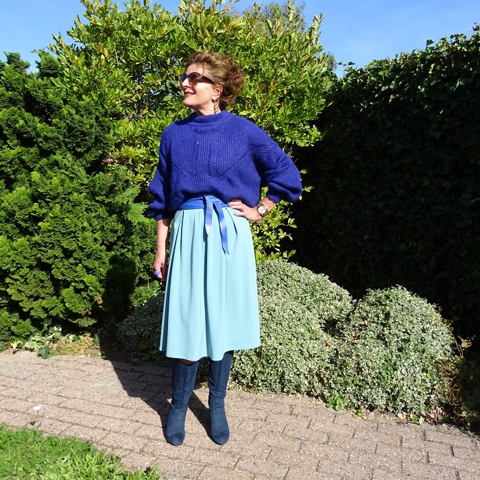 TON SUR TON IN BLUE #40plusstyle #50plusstyle #BeautyandFashion #bloggers #Dutchblogger #Fashion #fashionover40 #Fashionover50 #fashionable #fashionblogger #outfitinspiration #outfitoftheday #personalstyleblogger #trendyclothing nancysfashionstyle.com/?p=11616