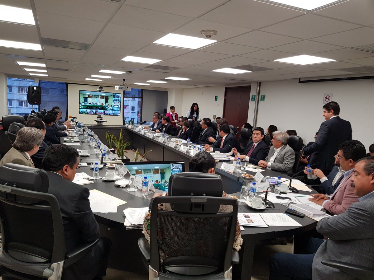 Mary_Luisa_AG's tweet photo. Hoy participamos en una videoconferencia con todas las Delegaciones de la actual SEDESOL.

Vamos a impulsar una nueva visión de la política social, una alineada al bienestar de todas y todos los Mexicanos. Muchas gracias a @EvielPM por todas sus atenciones.

#Queremosbienestar https://t.co/6L6zi6vZBz