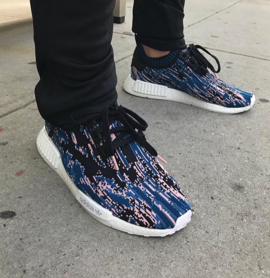 nmd r1 primeknit datamosh