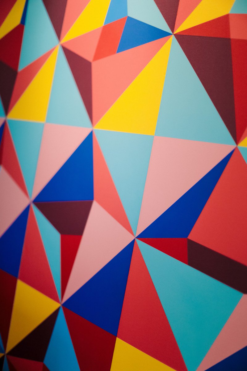 GuerillaSuit's tweet image. One of our favorite times of the year, @BigMedium's #EastAustinStudioTour is almost here! We're honored to showcase #RobertWarenoff's mesmerizing work this weekend. Swing by tour stop #169 (1208 E. 7th, 2nd Fl.) - we're open 11am to 6pm. #BigMedium #EAST2018 #ATX #GuerillaSuit