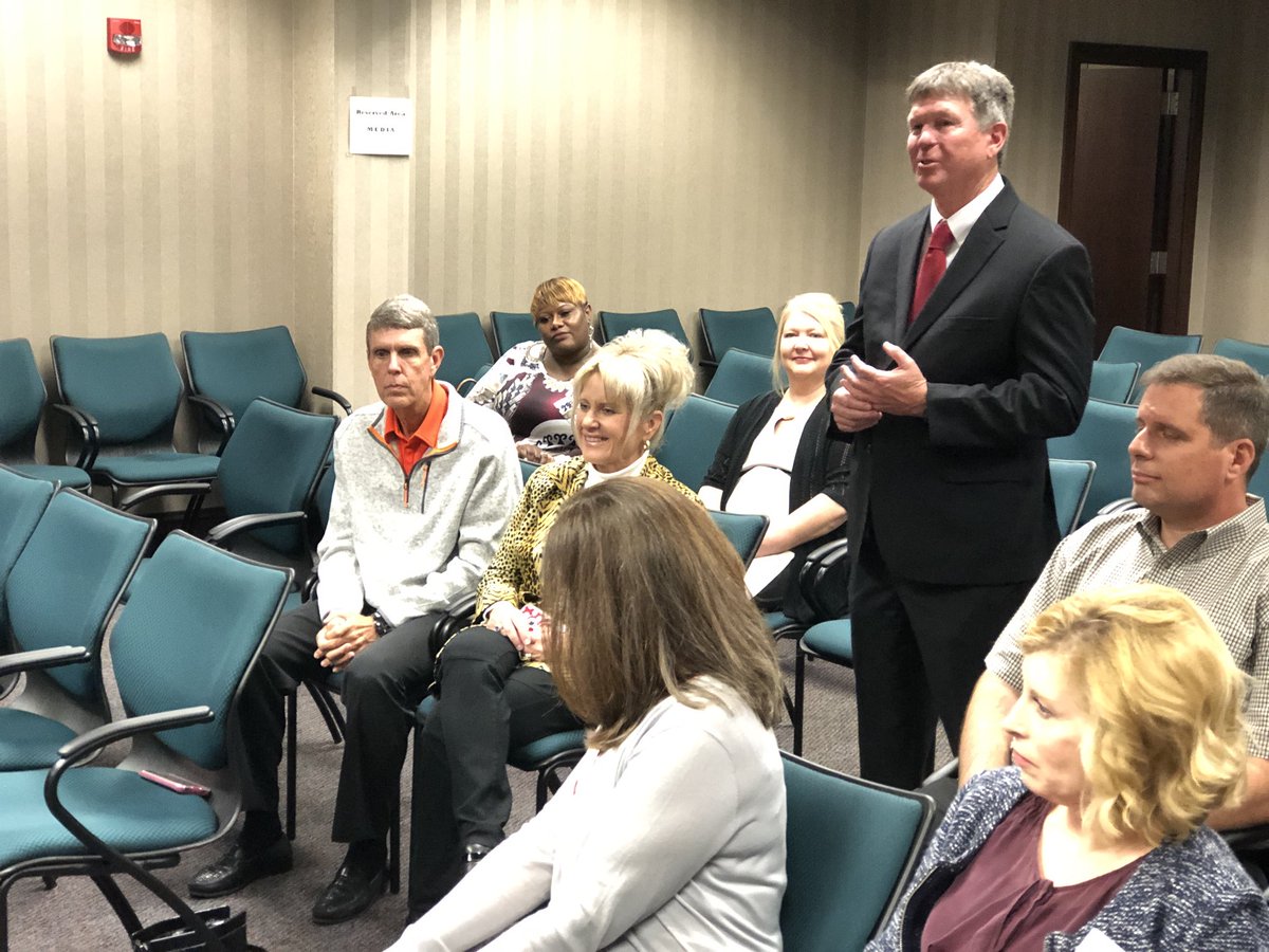 HooverSchools's tweet photo. Congratulations to Mr. John Montgomery - newly appointed principal at Hoover High School! https://t.co/2eSgWFIEL1