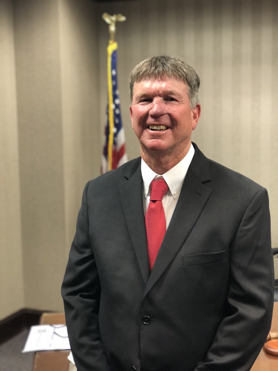HooverSchools's tweet photo. Congratulations to Mr. John Montgomery - newly appointed principal at Hoover High School! https://t.co/2eSgWFIEL1