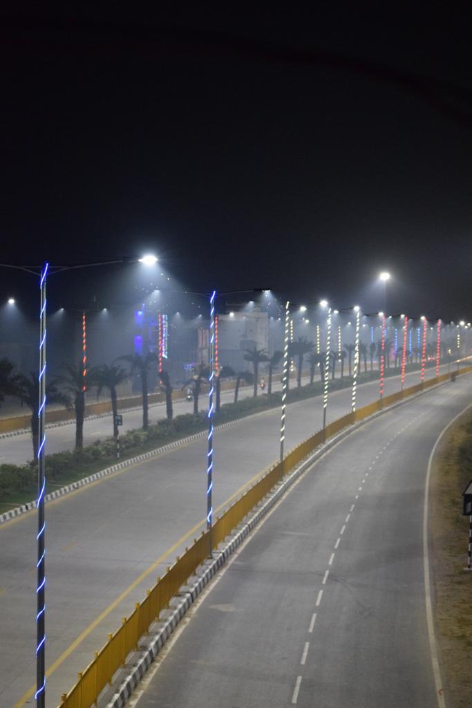 Nitin Gadkari tweet media