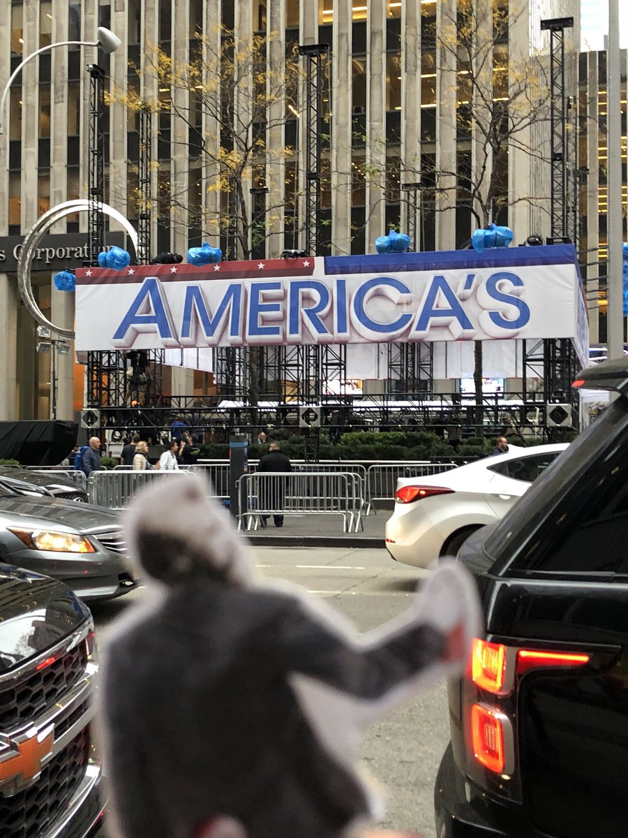 UnNged's tweet photo. #FlatAGB reminding you to VOTE tomorrow @Xandr76 @att #attemployee #xandremployee https://t.co/uhdZwdYKxN