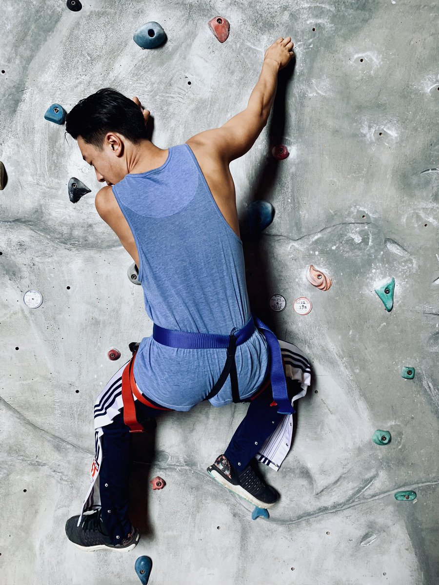 Ric3man101's tweet photo. Rock climbing today with my Closest friend Martina 🧗‍♂️🧗‍♂️🧗‍♂️ https://t.co/0Mv5mSLjow