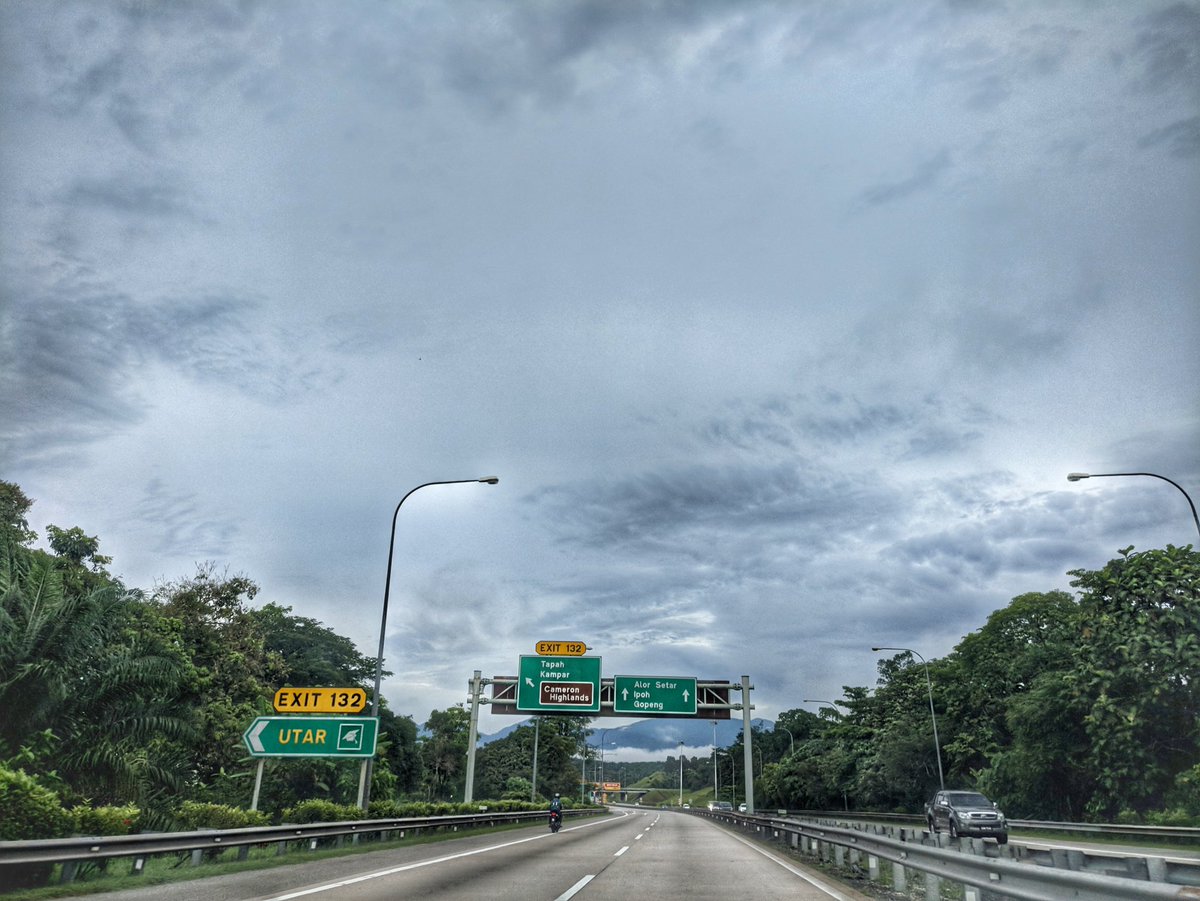 AyaqJagung's tweet image. Selamat pagi kesayangan-kesayangan sekalian ☕

Jauh lagi perjalanan. Hopefully border queue tak panjang sangat 🤭

#fundrive #shotonOnePlus