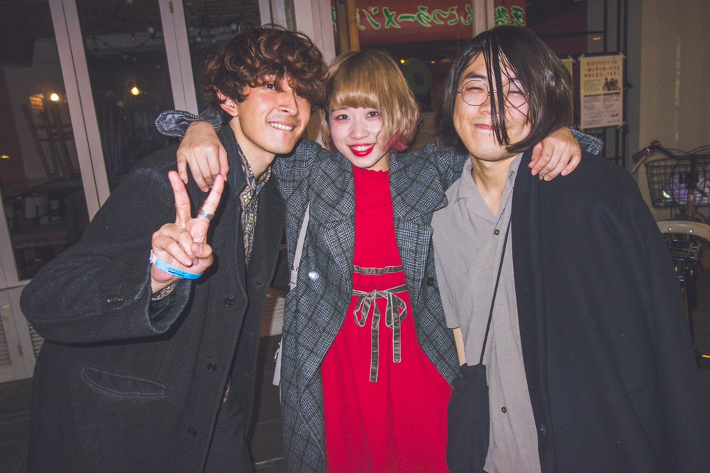 ___purieee's tweet image. 11.3 austines last live
@下北沢mona records

Photo by まくらあさみ(@pullgm )

#KNOCKOUTFES 
#austines 
#AUSTINES