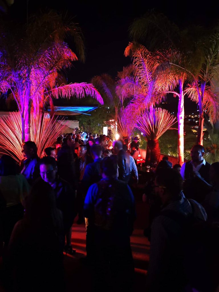 Las vistas increíbles en la terraza de #LaMáquina en el centro de Oaxaca <a href="/GobOax/">Gobierno de Oaxaca</a>