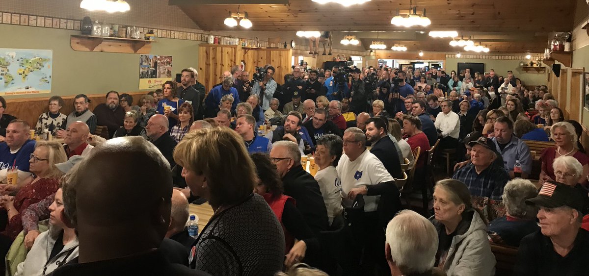 timlanz93's tweet photo. An overflow crowd on Election Eve in Greene County. What an incredible team to have been a part of! @DeWineHustedOH @MikeDeWine @JonHusted https://t.co/2bQdHlzfR8