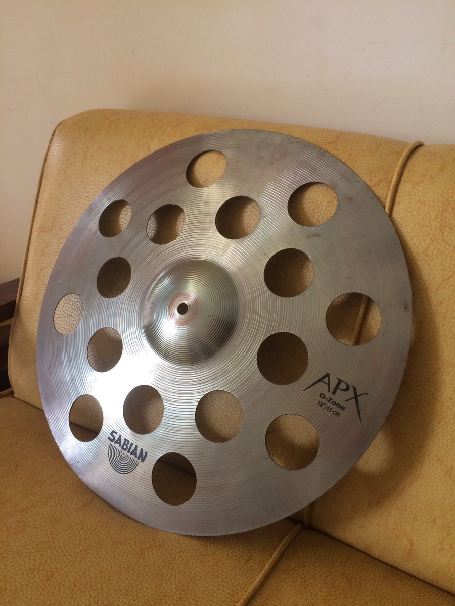 _samuelsusanto's tweet photo. @DrumBagus WTS Sabian APX Ozone 18” Second mulus abisss .. no crack, no keyhole, cuma kotor pemakaian pribadi.. WA 08998289885 https://t.co/S9RybPQoje