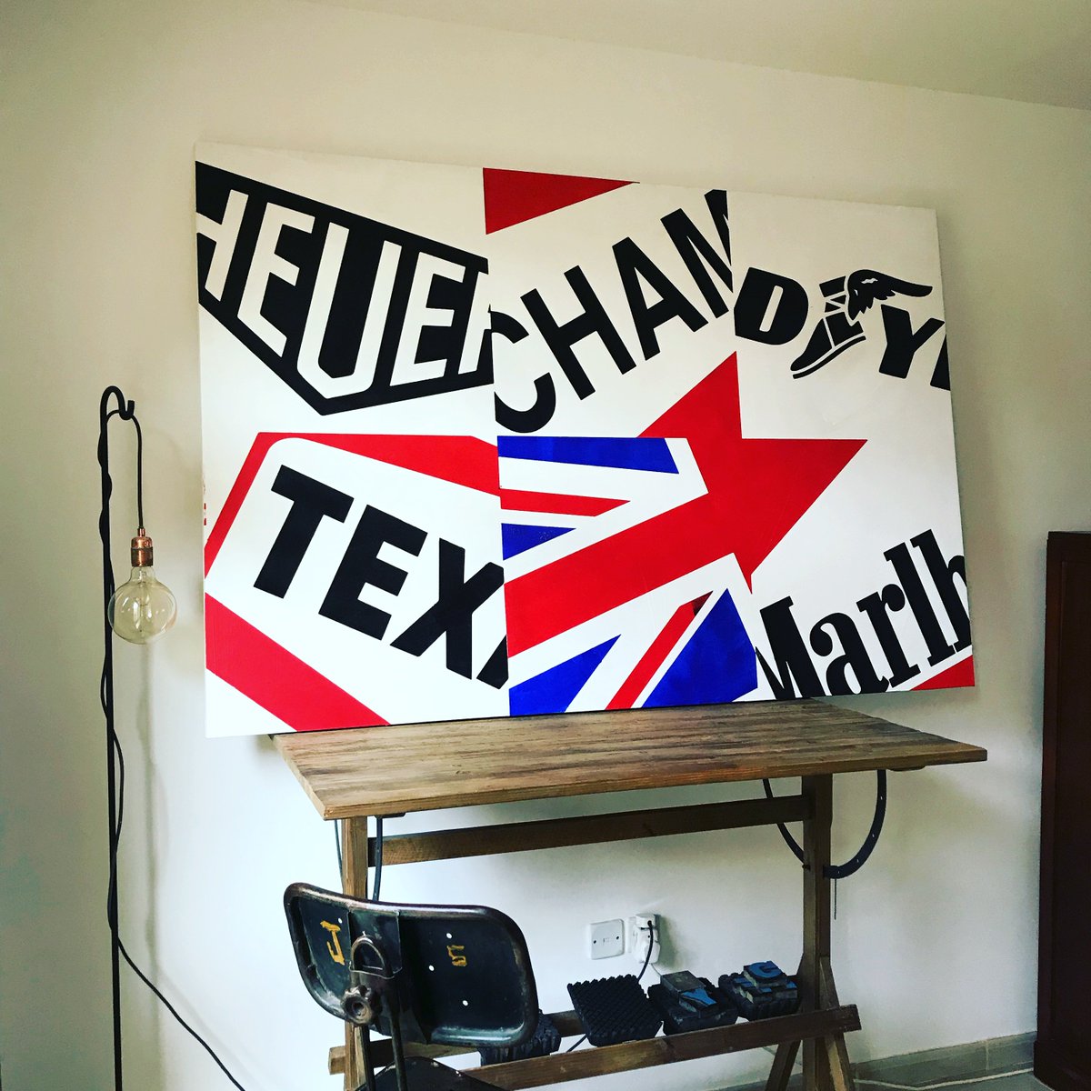 CastaldiArtist's tweet photo. HUNT / New Work heading to Abu Dhabi for the F1 🏎✌🏽
6 feet x 4 feet, acrylic and enamel on canvas.
#Castaldi #Art #AutoArt #Autosport #JulianCastaldi #Artist #F1 #FormulaOne #Historic #Racing #WSFCreative #Texaco #TagHeuer #Champion #Marlboro #Goodyear #AbuDhabi https://t.co/5hdscbmPCe