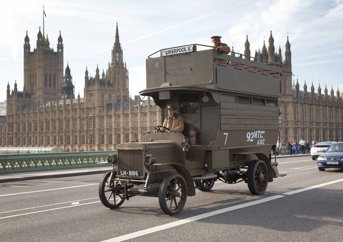 The contribution of London’s transport workers during WW1 will be commemorated in the civilian procession on Sunday 11 November. Two London B-type buses which served as military vehicles will take part in the event on The Mall ow.ly/Rnay30mvjeg #100Centenary100Stories