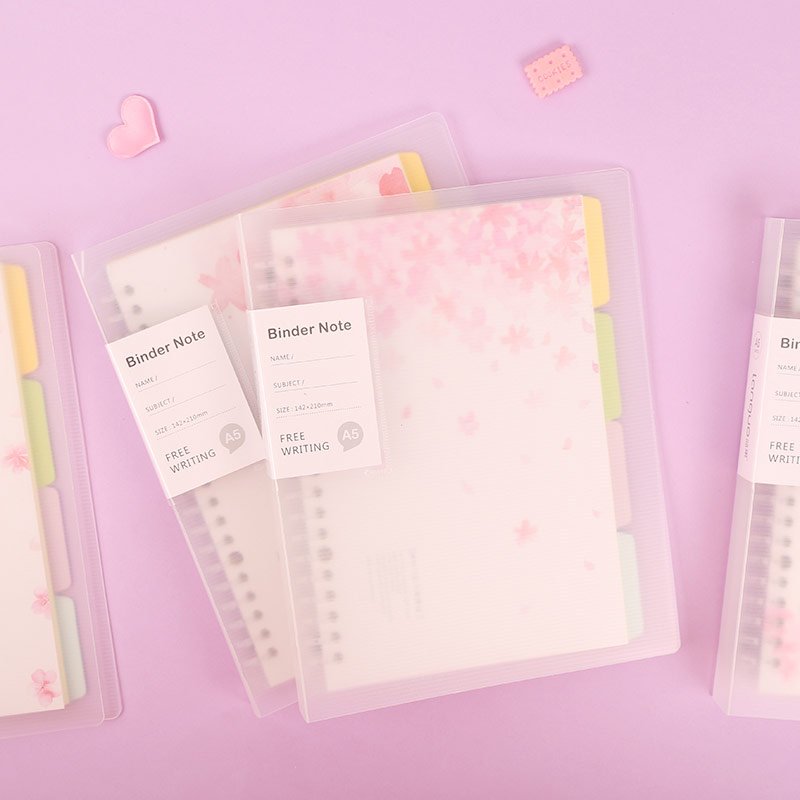eymhouse's tweet image. #EYMhouse Sakura Flower File Binder A5
Rp 63.000

Membawa keindahan bunga sakura ke atas mejamu, file binder seri Sakura Flower ini cocok digunakan untuk kebutuhan sekolah, kuliah, maupun dunia kerja. Di dalamnya sudah terdapat 50 lembar kertas bergaris yang bisa kamu isi ulang