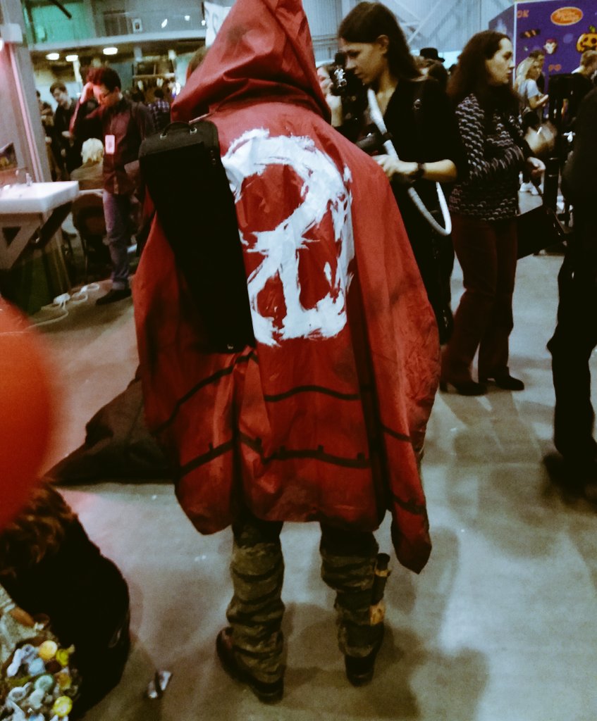 Your Bossy Cat (@molochniyblue) on Twitter photo 