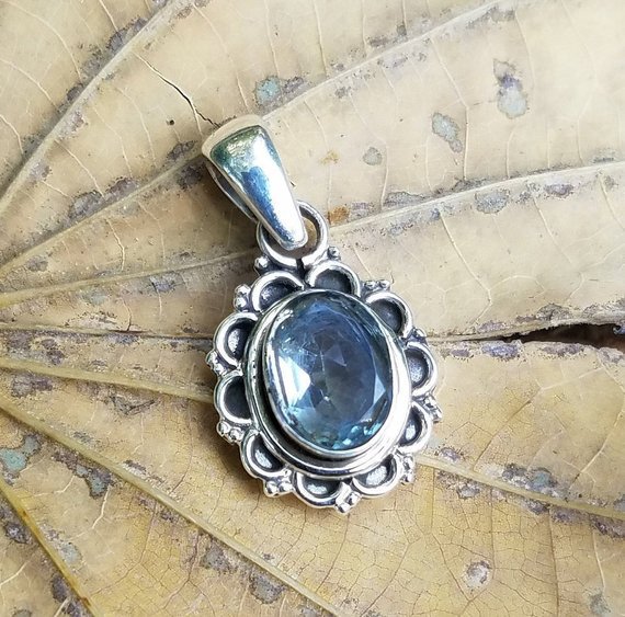 Blue Topaz Pendant,Sterling Silver Pendant
Buy At
etsy.com/in-en/listing/…

#BluetopazPendant #925SterlingSilver #Marchbirthstonependant #OvalStonePendant #FacetedStonePendant #UltimatePendant #LargePendant #SignaturePendant