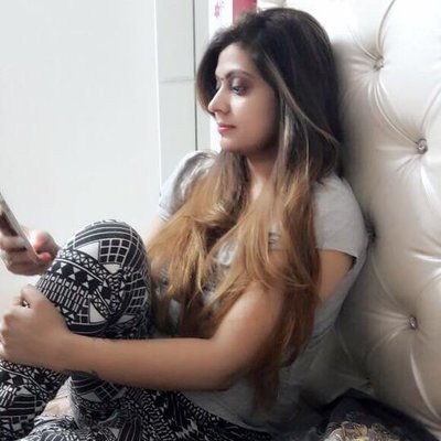OJYANatural's tweet photo. The reason of my life is not to be the most beautiful woman in the world, but to make other women beautiful. @mannushukla16 #Diwali #goldjewellery #diamond #HappyDeepavali #KarnatakaByElection2018 #HappyDiwali #Jamkhandi #Bellar #INDIANMODELS #AMAZON #flipcart #usa #uae #kuwait https://t.co/msRx5rr0Qk