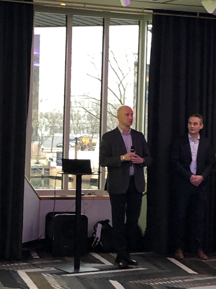 Futunion Heikki Kärki, Kati Räisänen ja Olli Räisänen puhuivat Futunio tutuksi -tilaisuudessa. Paikalle oli saapunut runsaasti asiakkaiden edustajia. Kiitos osallistujille!