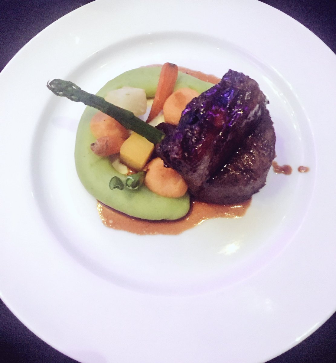 SimplyScotch1's tweet photo. Beautiful sticky Scotch Beef feather blade 🥩 @scottishchefs annual conference dinner 🍴 so delicious 🤤 #scottishchefs #chefsconference  #scotchbeef https://t.co/qFk35nFREy