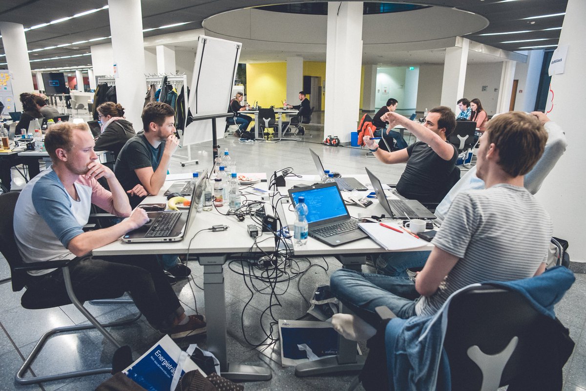 EnBW's tweet photo. Guten Morgen, nach einer langen Nacht beim #EnBW #Hackathon sind die Teams auf der #Zielgeraden. Freuen uns auf die Ergebnisse. #EnBW24Hack https://t.co/Bb2ZyRzuhA
