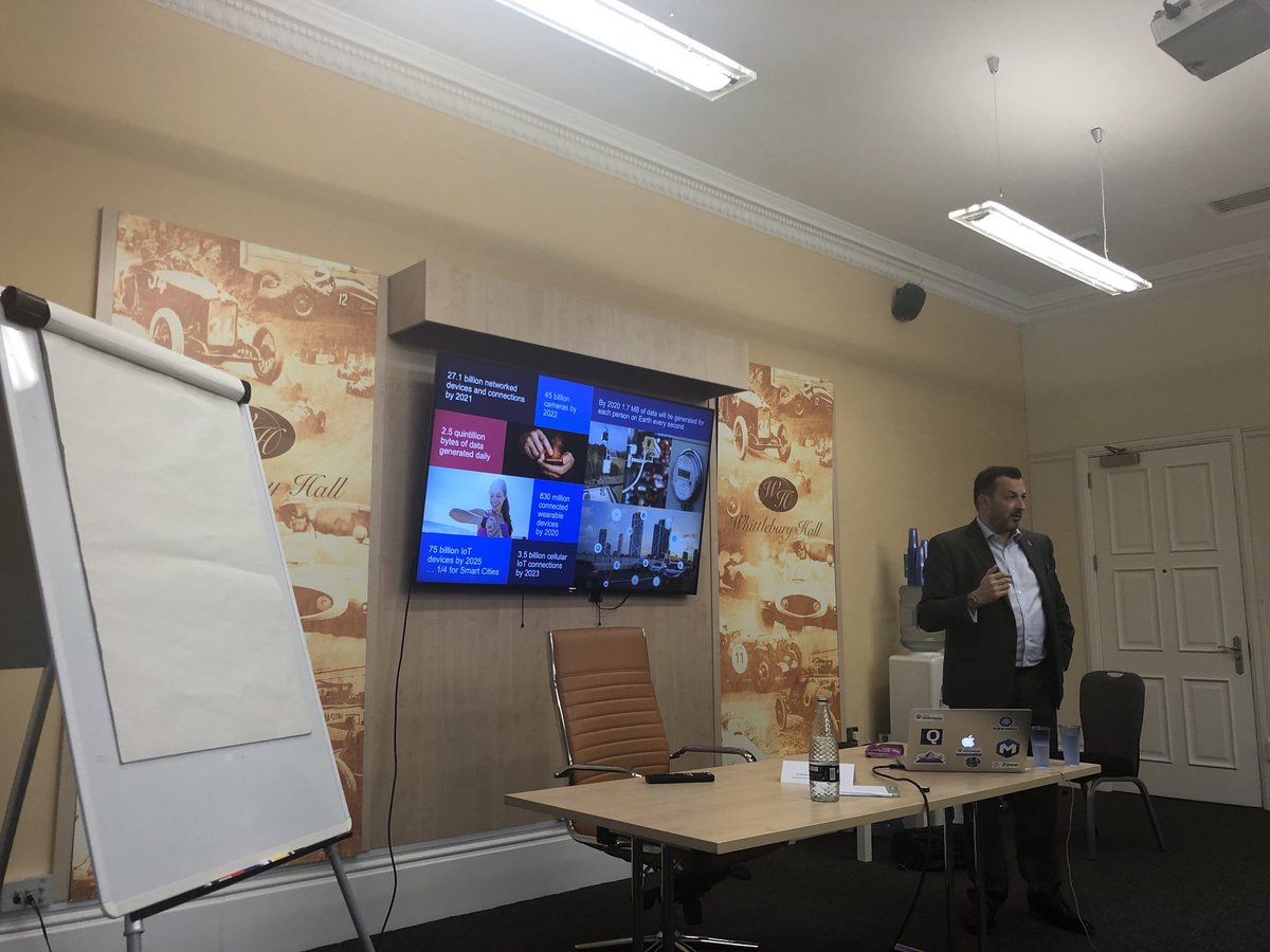 Great presentation about today’s data security challenges and #linuxone <a href="/StevenDickens3/">Steven Dickens</a> #gseukc