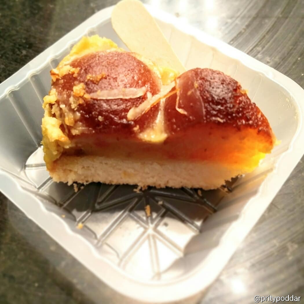 PrityPoddar's tweet photo. A chance tour of #BanglaMistiHub, the latest iconic #foodhub of #Kolkata ☺

https://t.co/cHgaMevb9E

#vegfoodandreviews #pritypoddar #vfr287 #foodporn #foodgasm https://t.co/Lb0p4vnFxf