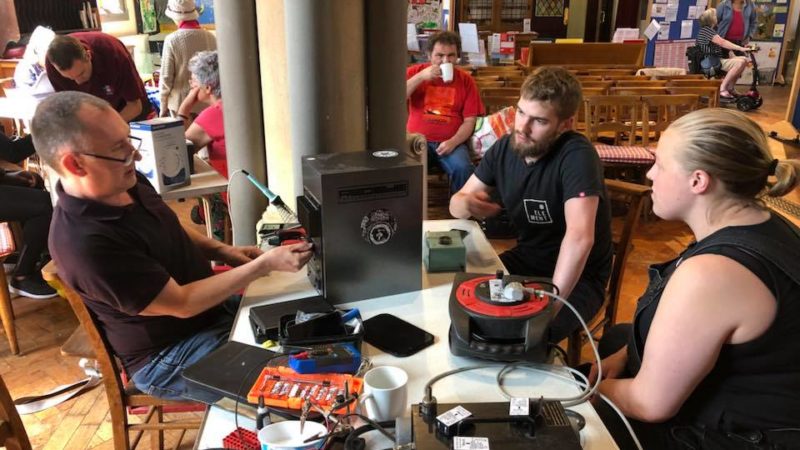 Have working unwanted electrical items, white goods, computers, cartridges, mobile phones or tablets you want to get rid of? If you need advice on what to do with unwanted or broken electrical items this <a href="/bristol247/">Bristol24/7</a> article gives the lowdown: bit.ly/2JvZN3Y #WasteNothing