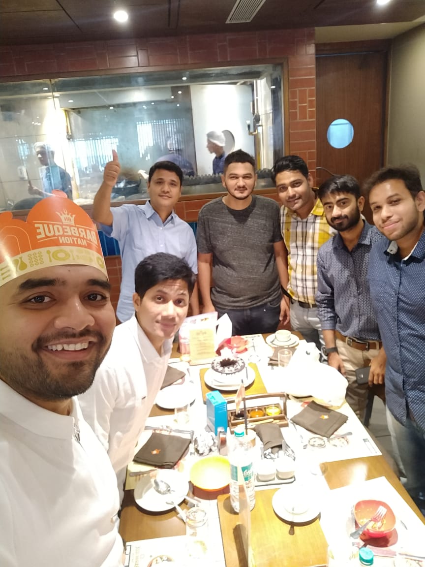 growthdotdigitl's tweet photo. And the day was 3 November 2018!

#latepost #HappyBirthday #birthday  #BBN #BarbequeNation #GDD #GrowthDotDigital #founder #CEO #partying #birthdaycelebration #bossbirthday #teamlunch #awesomepeople #workhardplayharder #workhardpartyharder #officeculture https://t.co/EIIgmdx0gl