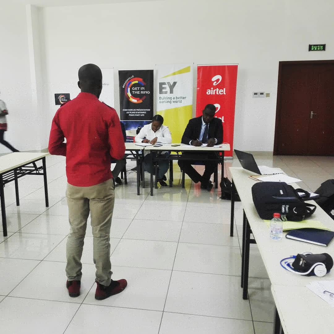 GITRBrazza's tweet photo. #GITRBrazza présélection des #startups present à la grande finale @GITRGlobal

Les candidats sont invités à faire des #pitch de leurs projets de #startup devant le jury.

#ChezMoiAuCongo #Entrepreneur #ceo #Legends #business #success #Brazzaville https://t.co/cuj5XlJMbb