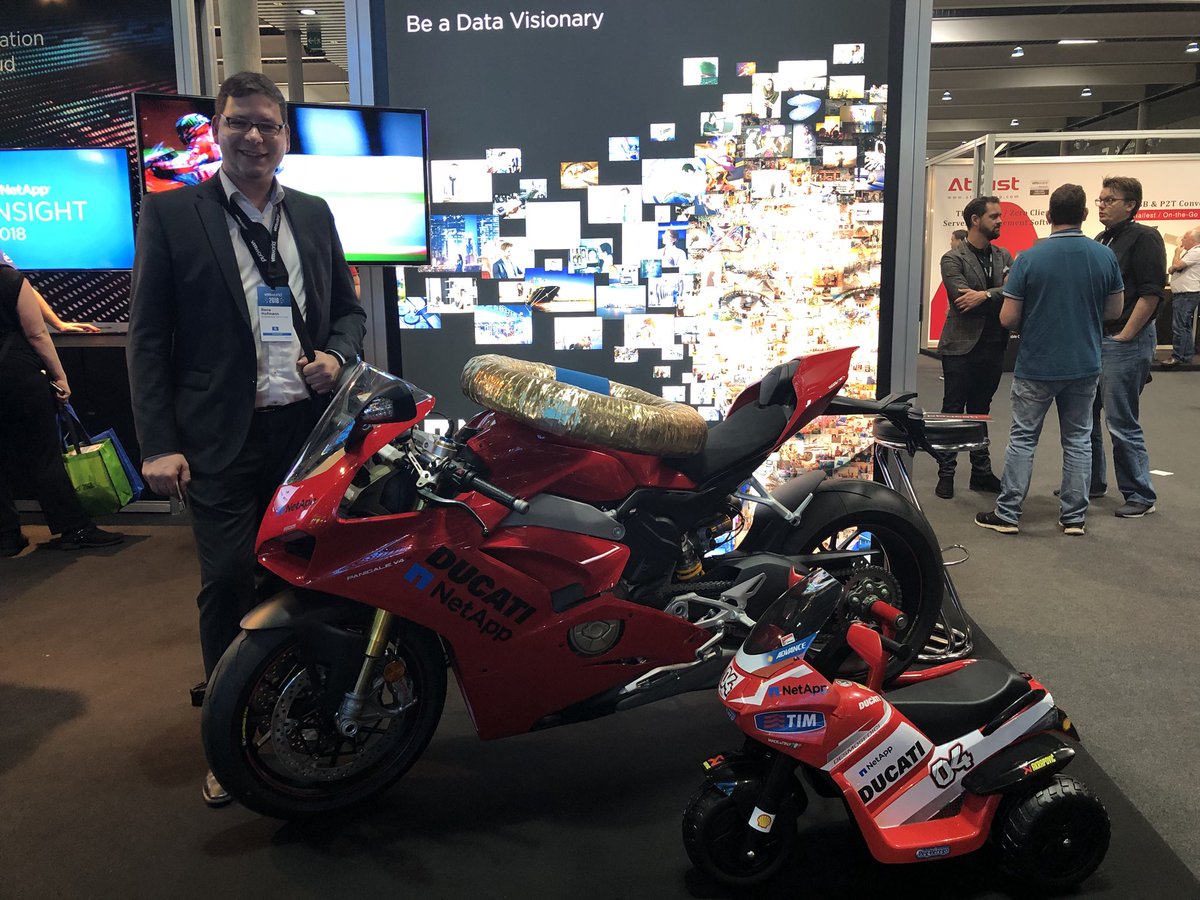 hobl183's tweet image. #NetAppDucati #NetAppVMworld #DataDriven