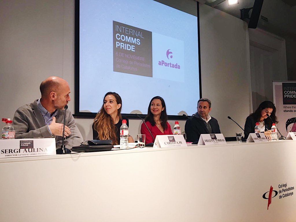 GebroPharmaES's tweet photo. El cómo liderar también como tema de debate en la mesa de CEO’s de la #InternalCommsPride. @SergiAulinas asegura que “lo más importante del #liderazgo es tener los egos bajos, escuchar, ser cercano y regalar tiempo a las personas”. @aportada https://t.co/uO1UAhBdUB