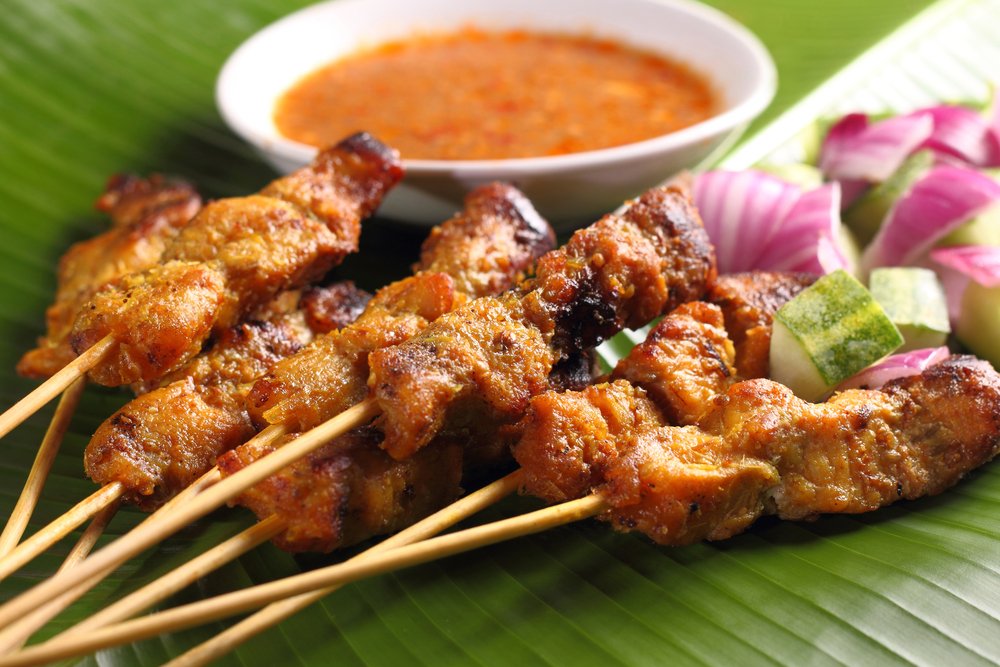 Do you know what tastes better than satay chicken? FREE satay chicken! Make sure you pick up one of our loyalty cards for free rewards 😍