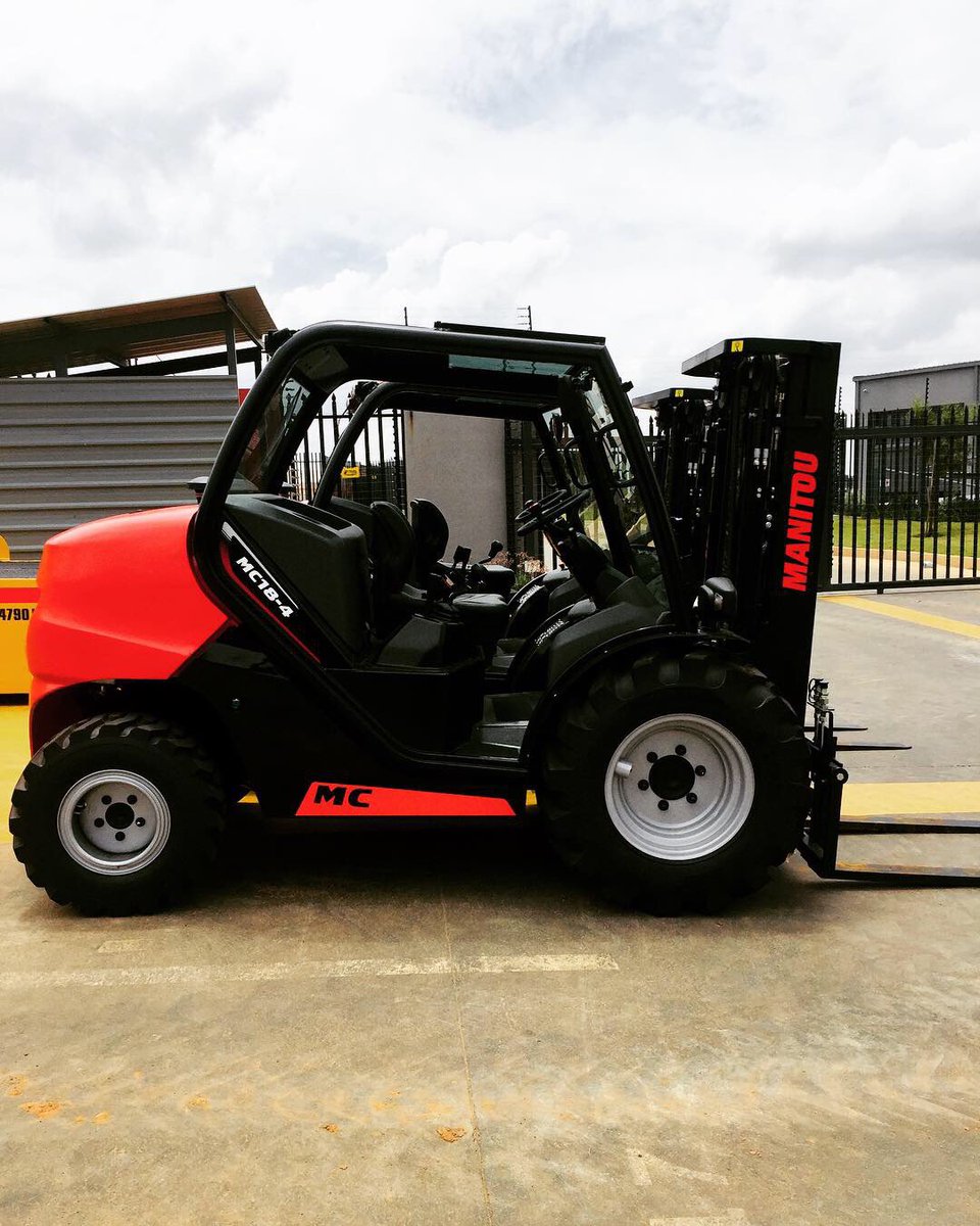 ManitouSA_2's tweet photo. The New MC 18-4 - Compact Rough-Terrain Forklift - available in stock , make your order today
#forklifts #redmachine #ManitouSA #handlingyourworld
contact us today info.msa@manitou-group.com https://t.co/GjmosD1cYo