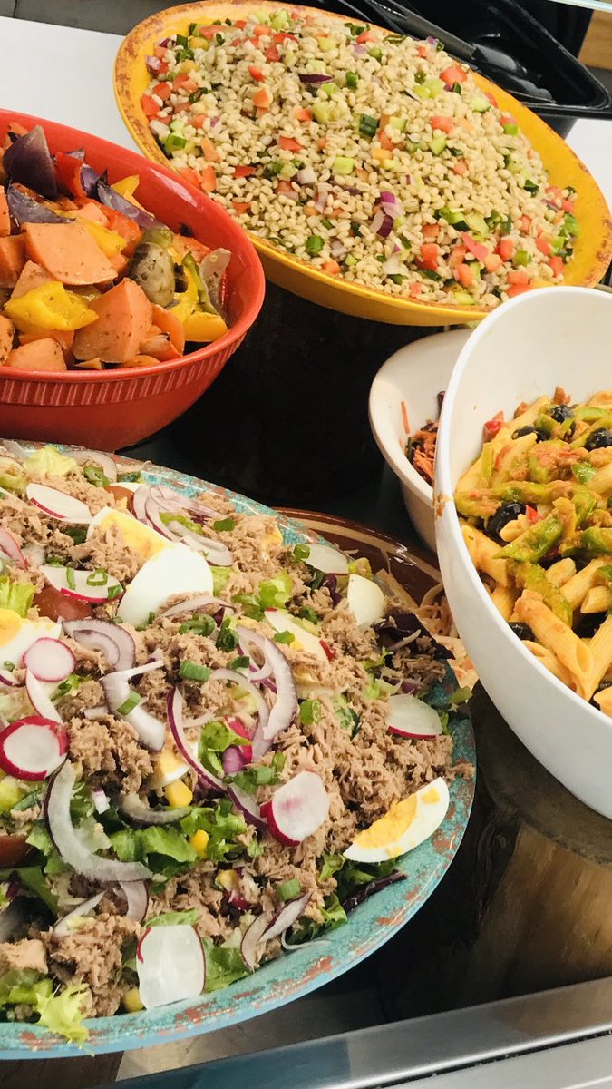Few snaps from today’s salad bar @r_holmes81 <a href="/compassgroupuk/">Compass Group UK & I</a> <a href="/KellyShanks6/">Kelly Shanks</a>