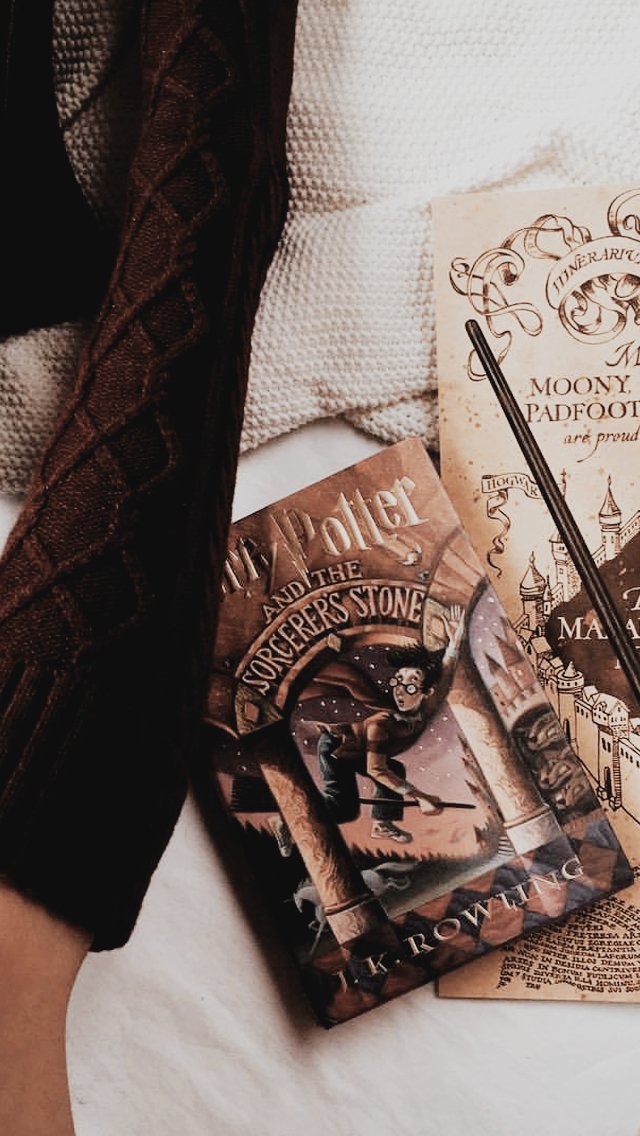 My lock screen and home screen wallpaper tho  Harry Potter Amino