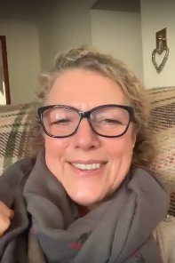 Check out Brenda the Lyric Lady's latest vlog for November!
youtube.com/watch?v=DV4Znk…