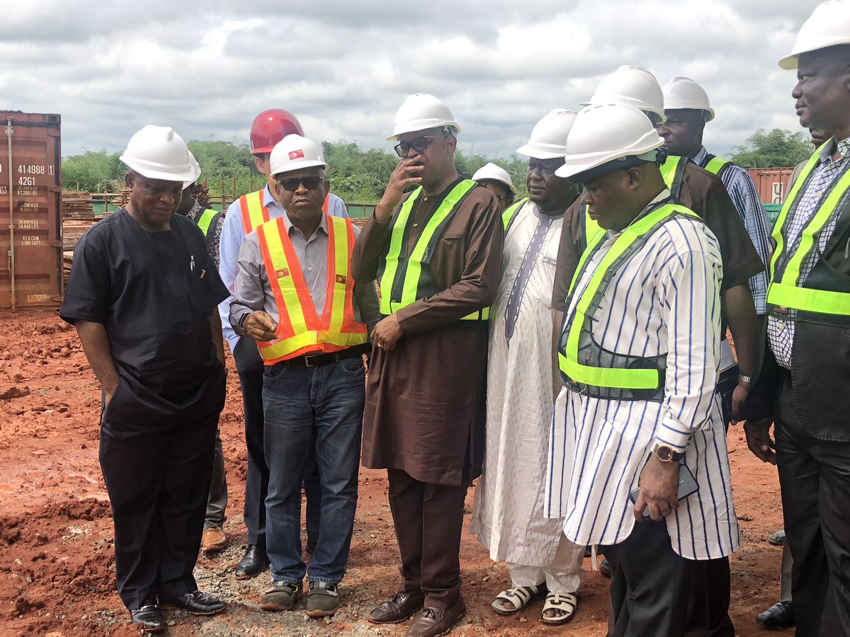 SenGbengaAshafa's tweet photo. Ongoing: Oversight visit by the Senate Committee on Land Transport to the Itakpe-Ajaokuta- Warri Railine rehabilitation project.
Station 7, Agbor, Delta State. #InfrastructureNG #RailUpNg https://t.co/URFAztI1wE
