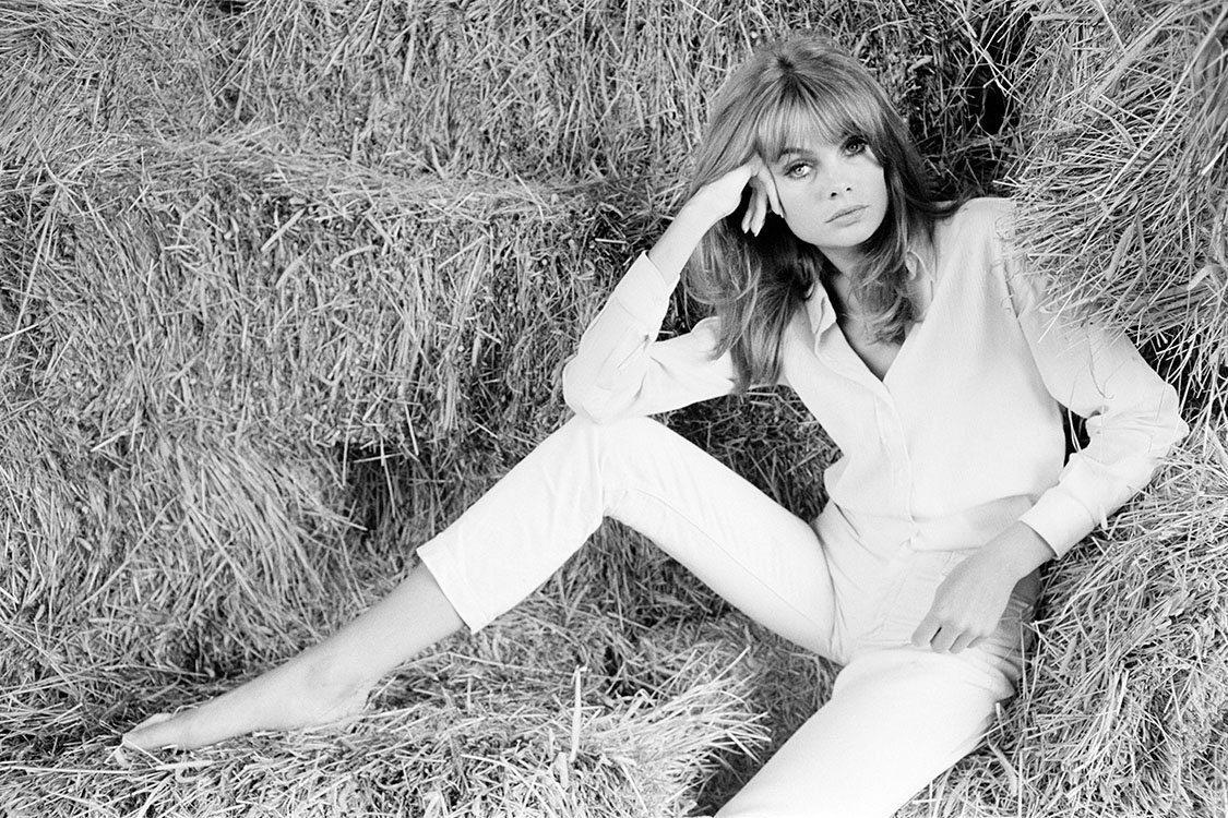 Happy Birthday Jean Shrimpton! pic.twitter.com/E6cKtLvQsP. 