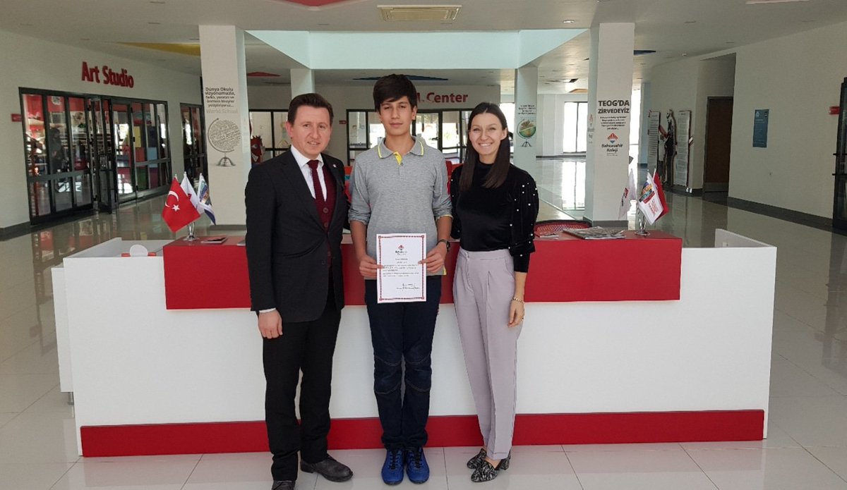 Bahçeşehir Koleji Ortaokul 7.Sınıf Öğrencimiz Kutalp UÇAR, TÜRKİYE GENELİ Yapılan "AGİS-2" Sınavında 500 TAM PUAN Alarak TÜRKİYE 1.Sİ Olmuştur.
Öğrencimizi ve emeği geçen öğretmenlerimizi tebrik eder, başarılarının devamını dileriz...