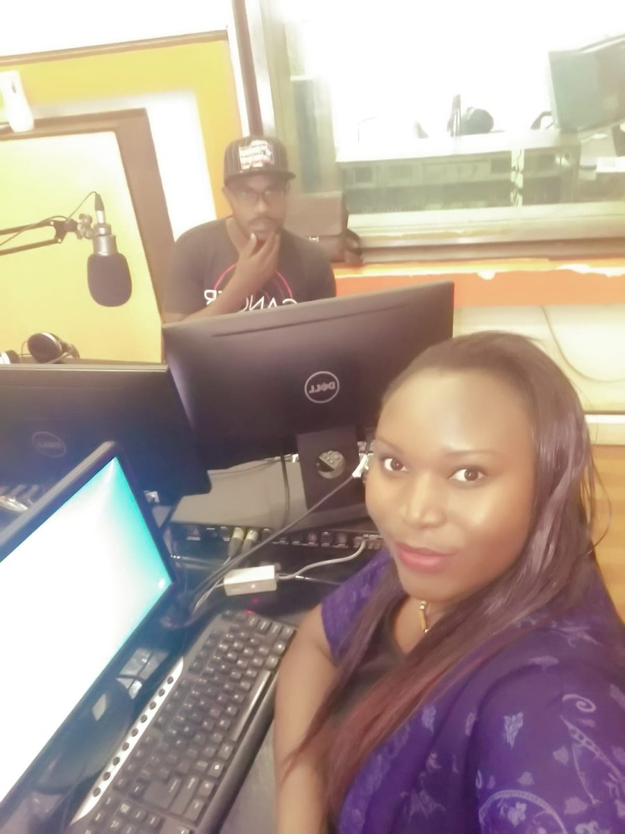 LAKAPITANO's tweet photo. live now is the #TheDriveOnMagic with @LAKAPITANO @lauratasha @mtnug @Magic100FMUG 4-7pm err day....Watz yo location? https://t.co/O7tldyA66C