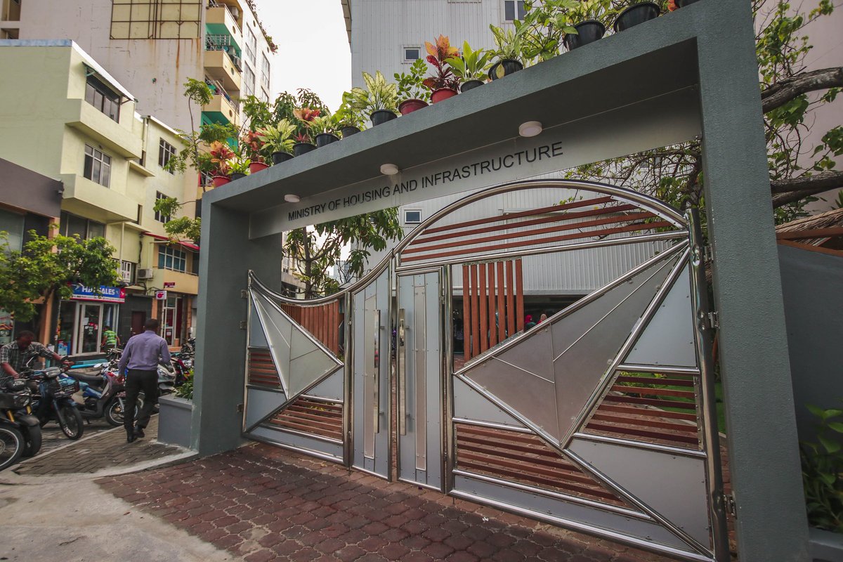 The entrance and courtyard of HousingGovMv redeveloped to 'blend in' with the nearby surroundings and to reflect the recent revitalization and redevelopment works carried out across Male.  #Yameen #PPM #Feydhoo #IB #Addu x.com/MMuizzu/status…