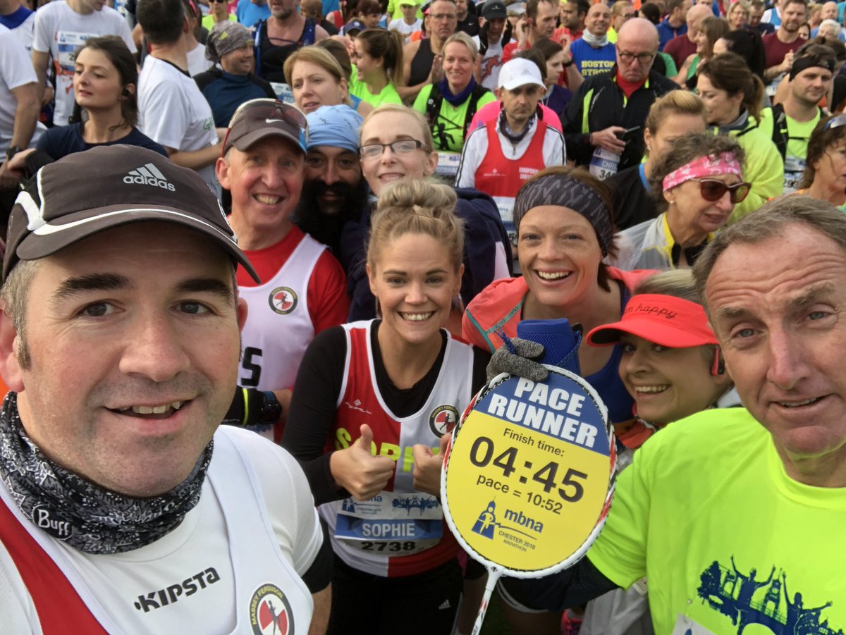 skyblue_dave's tweet photo. @chestermarathon @mbna @brooksrunning @UpandRunningCHS @high5 Chester is a beautiful city, great weekend, fab company on the run and much enjoyed recovery drink 🥇🏃🏻#cheerschester https://t.co/uQUzTXhfkw