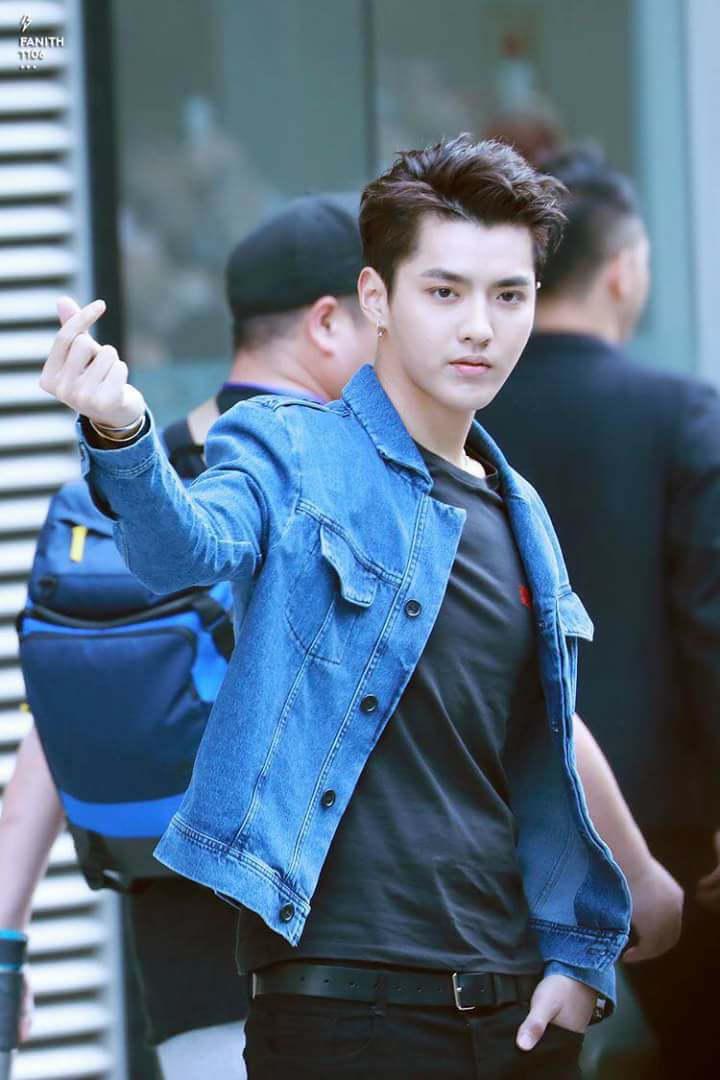 HAPPY BIRTHDAY KRIS WU!!!!   