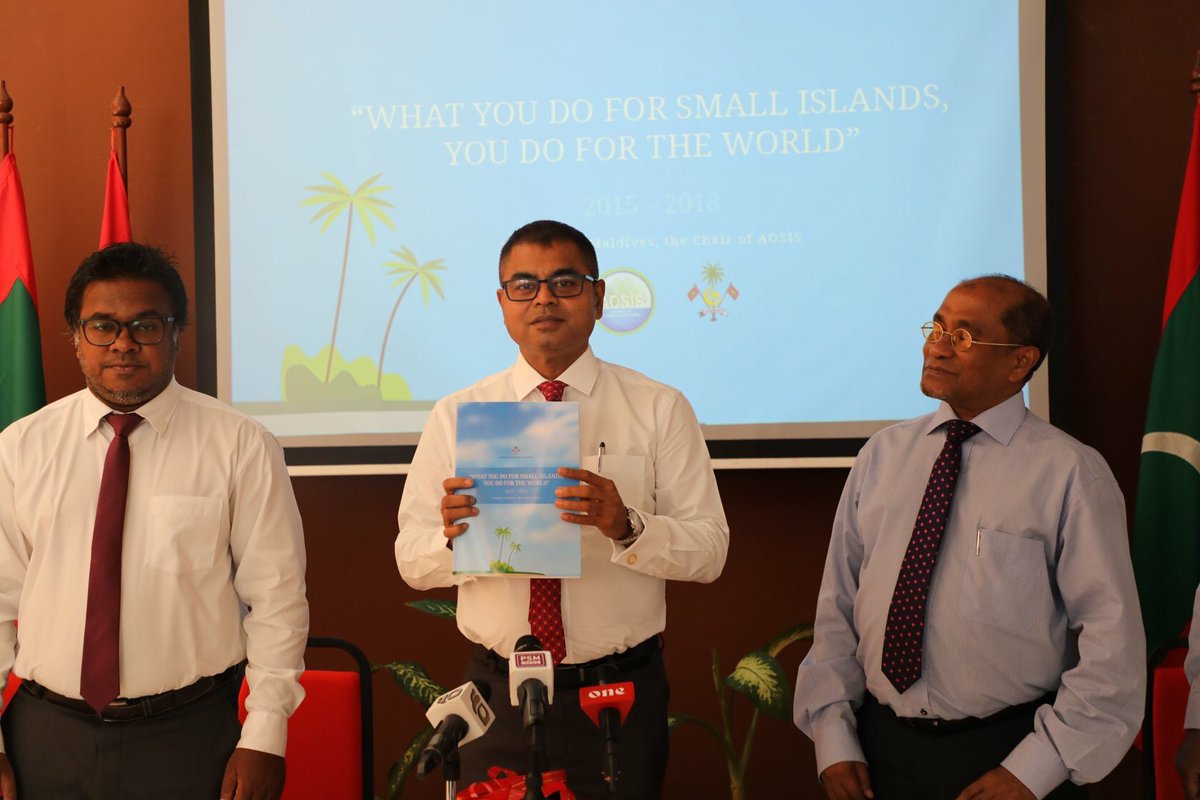 Thoriqibrahim's tweet photo. Maldives as @AOSISChair was able to successfully negotiate most of the requirements that AOSIS members wanted to reflect on de #ParisAgreement.  Launched a Book showcasing what we have been able to achieve over de past 4 years "What You Do For Small Islands, You Do For the World" https://t.co/79b1KkytAV
