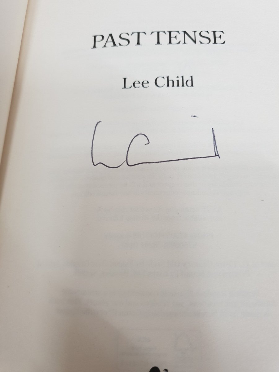 LinghamsBooks's tweet photo. Just in! #LeeChild #signedfirsteditions https://t.co/KdmsnyLFBW