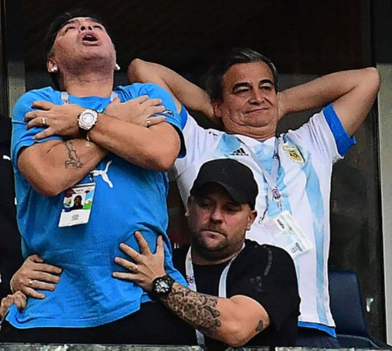 PMU_Sport's tweet image. Les supporters parisiens devant le match des Reds.
#BELLIV #PSGNAP