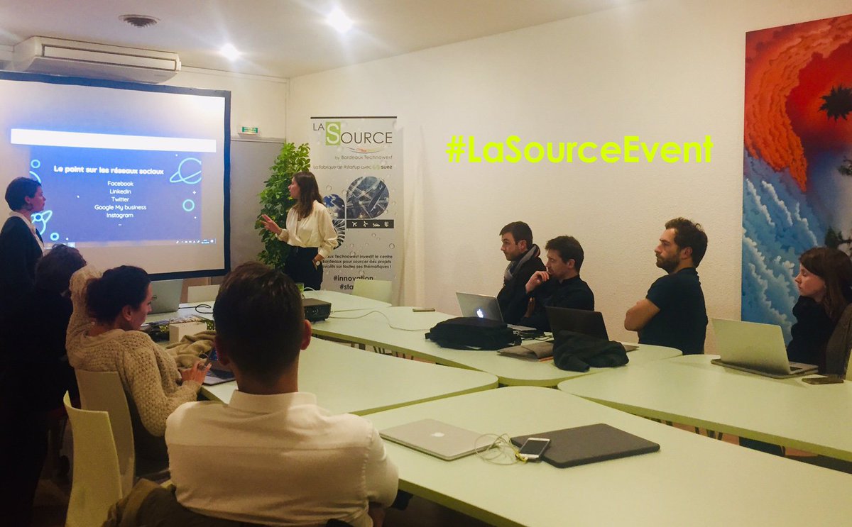 Bdx_Technowest's tweet photo. Ce soir le #CollectifCosme répondait à toutes vos questions d'entrepreneurs sur la stratégie de communication à adopter sur les #réseauxsociaux à #LaSourceBTW ! #LaSourceEvent https://t.co/NQz4sK1ezv