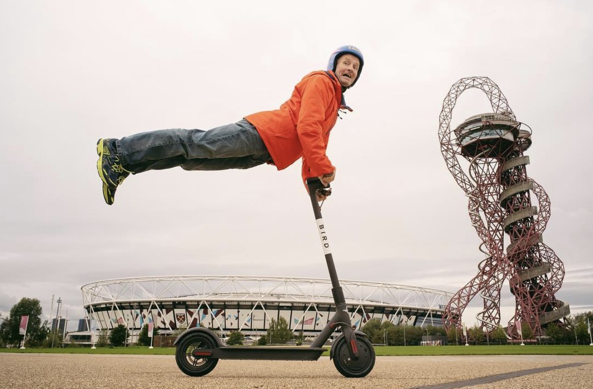 BirdRide's tweet photo. The eagle has landed in London! #eddietheeagle #befreewithbird 🦅🛴 https://t.co/1dmnCoVvh9